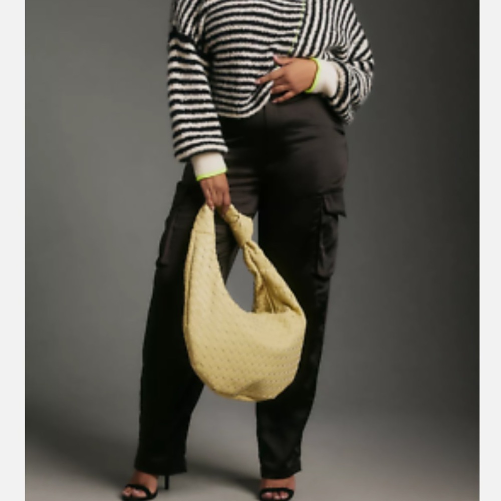 Melie Bianco Oversized Brigitte - Picture 7 of 8